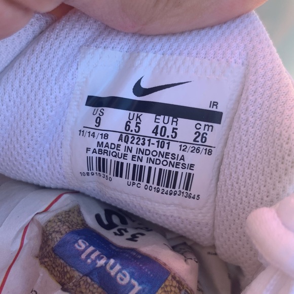 Nike Women’s Air Max Oketo White and Orange - Picture 8 of 9